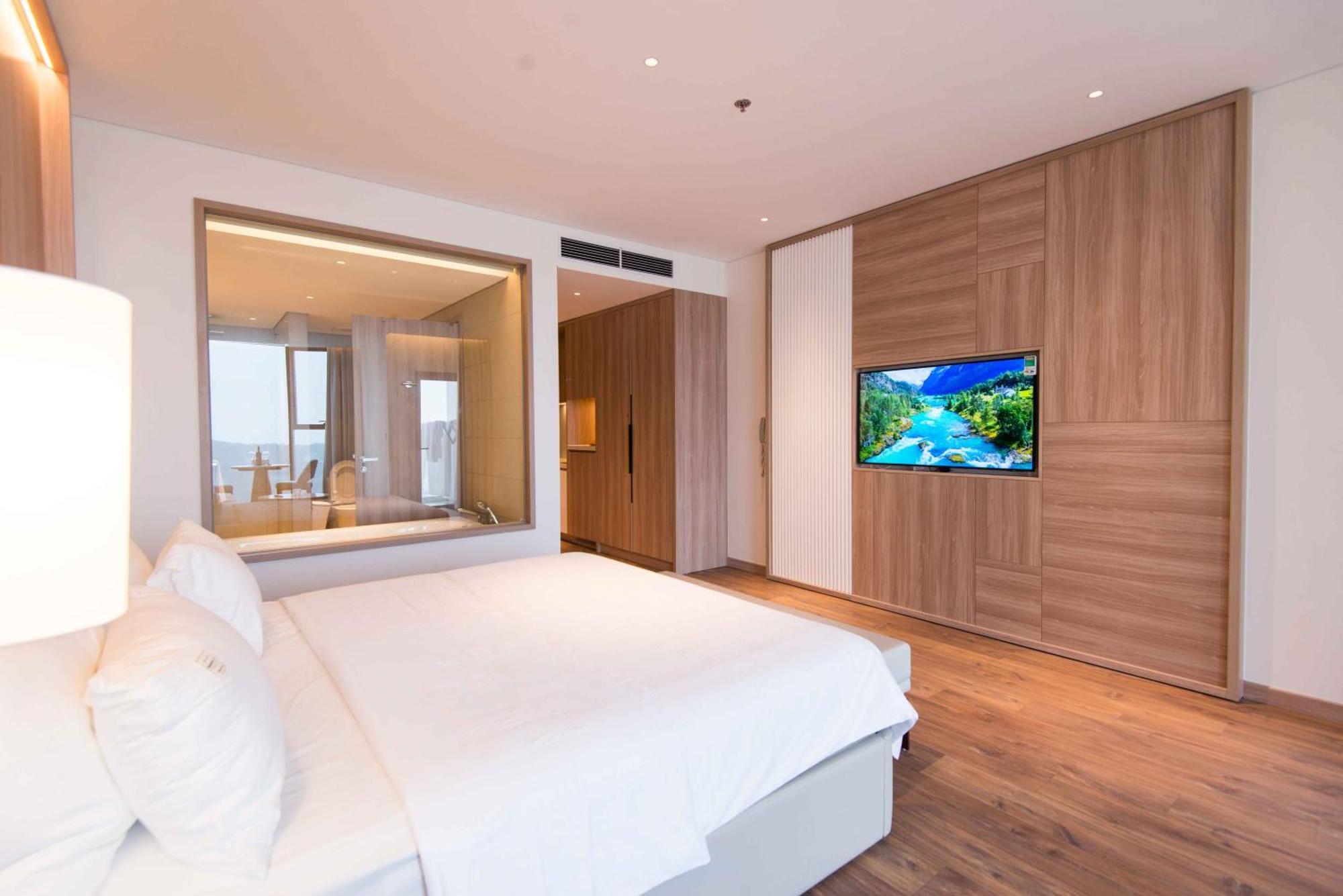 A La Carte Ha Long Bay Managed By Anstay Bagian luar foto